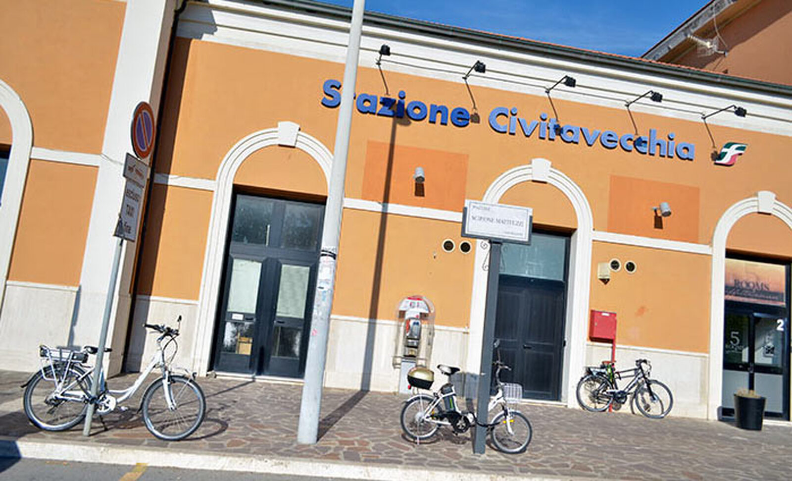 Civitavecchia railway station